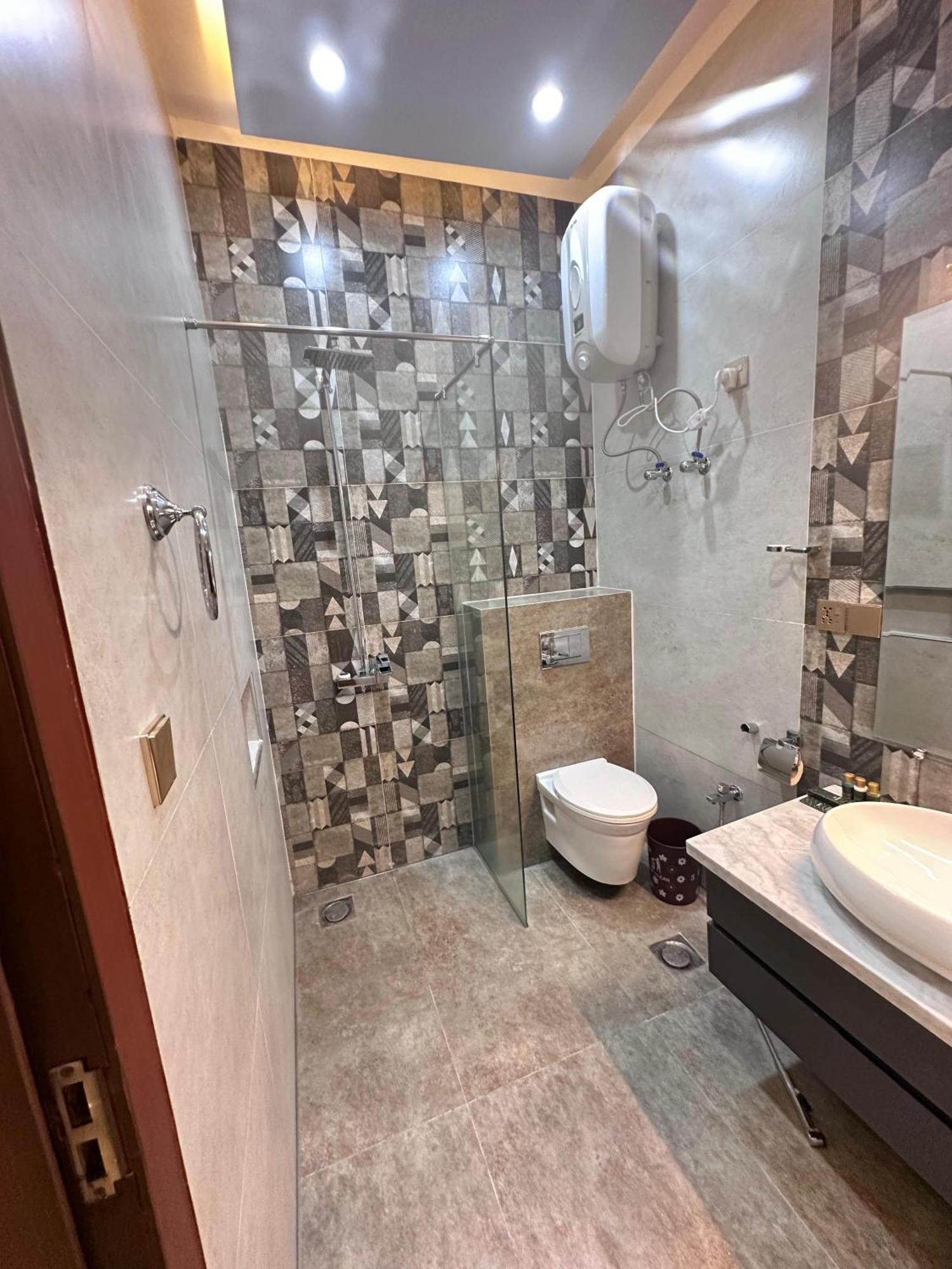 Pavilion Suites - Premium Aparthotel In Bahria Town Rawalpindi Extérieur photo