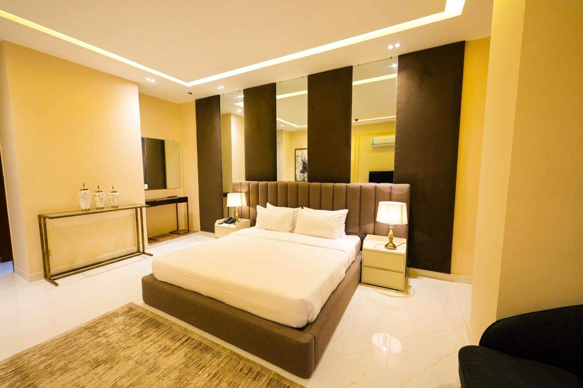 Pavilion Suites - Premium Aparthotel In Bahria Town Rawalpindi Extérieur photo